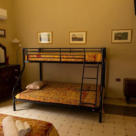 Colonna Bed Bed & Breakfast Naples Exterior photo