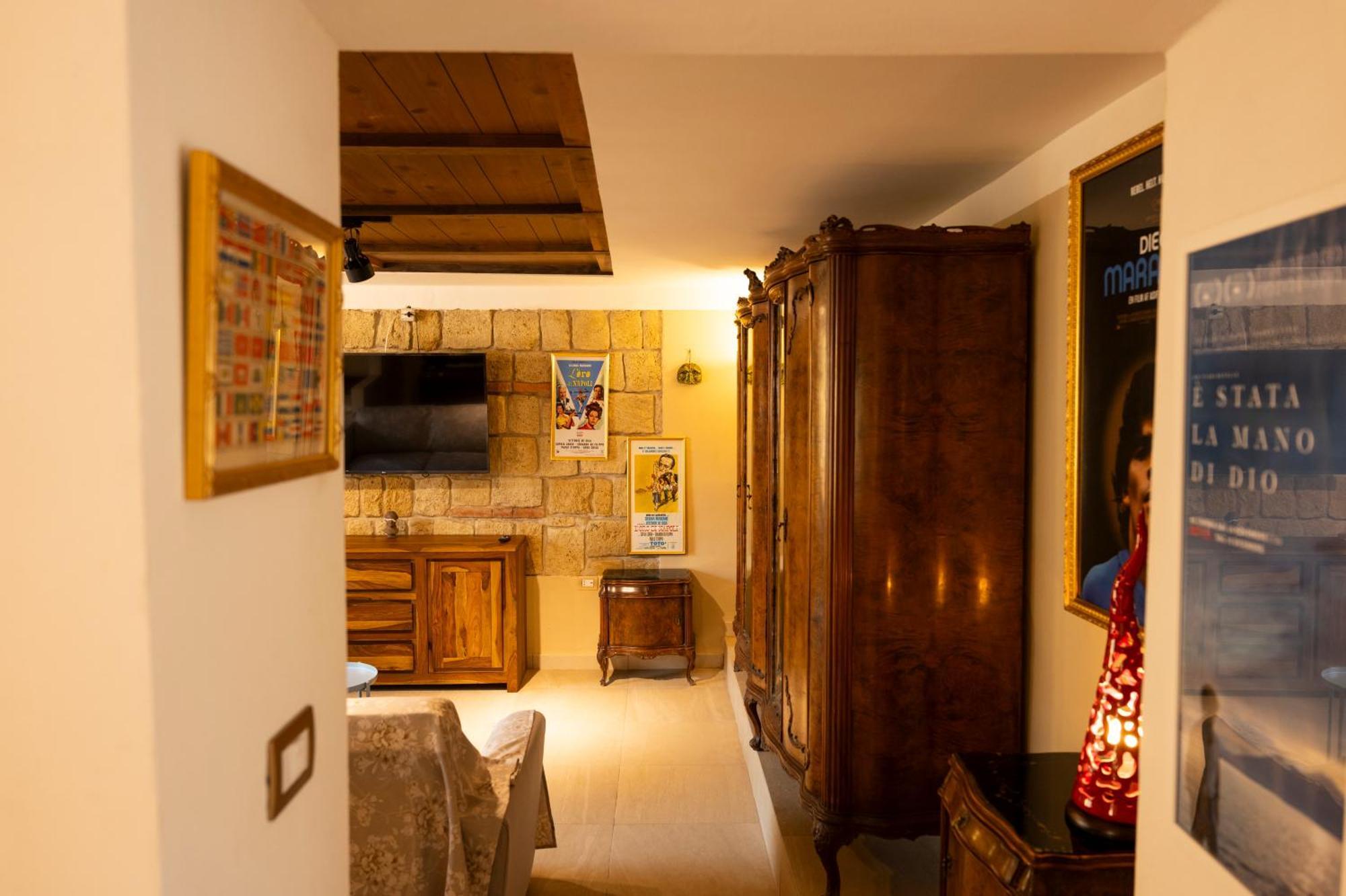 Colonna Bed Bed & Breakfast Naples Exterior photo