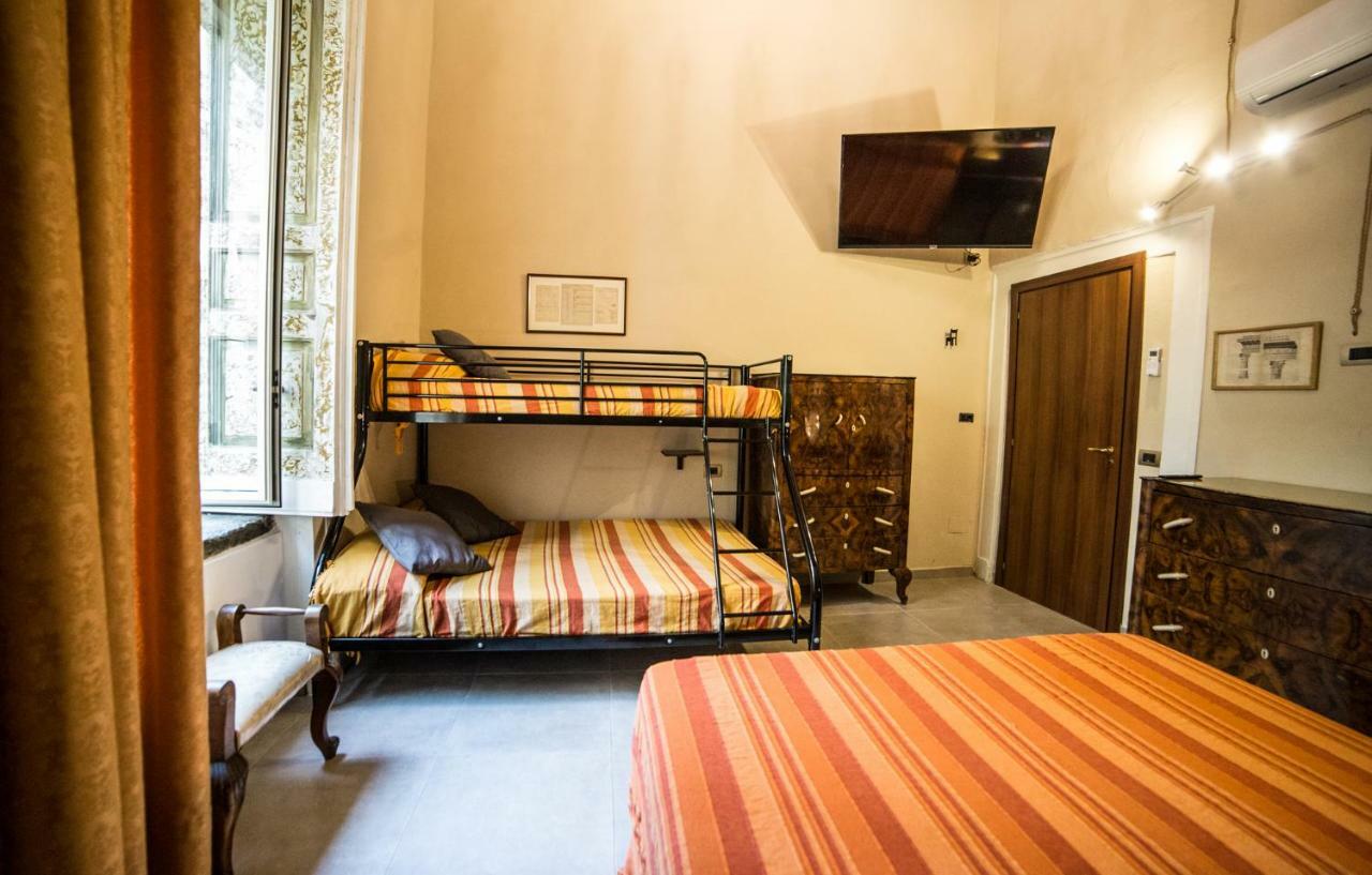 Colonna Bed Bed & Breakfast Naples Exterior photo
