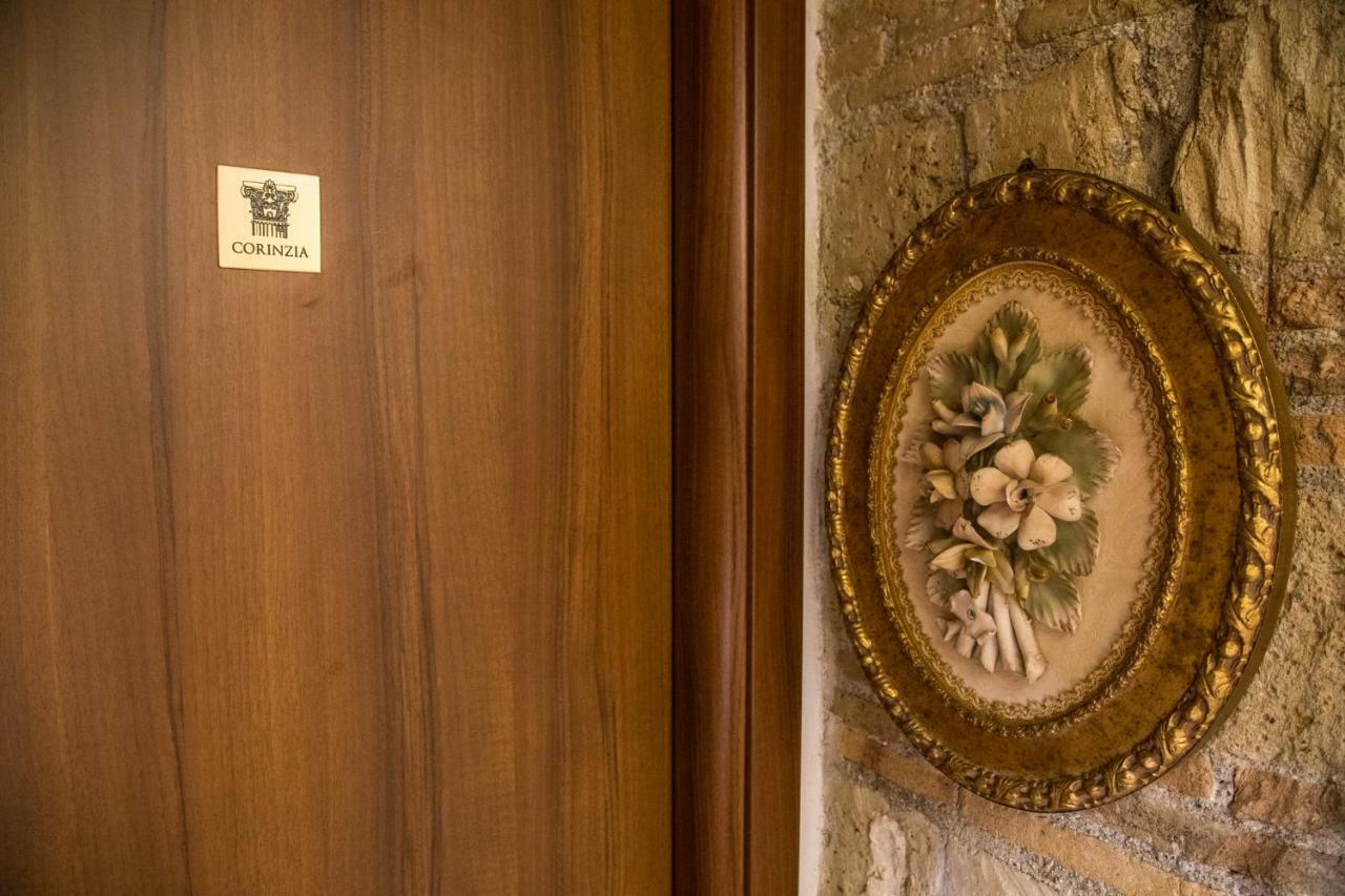Colonna Bed Bed & Breakfast Naples Exterior photo